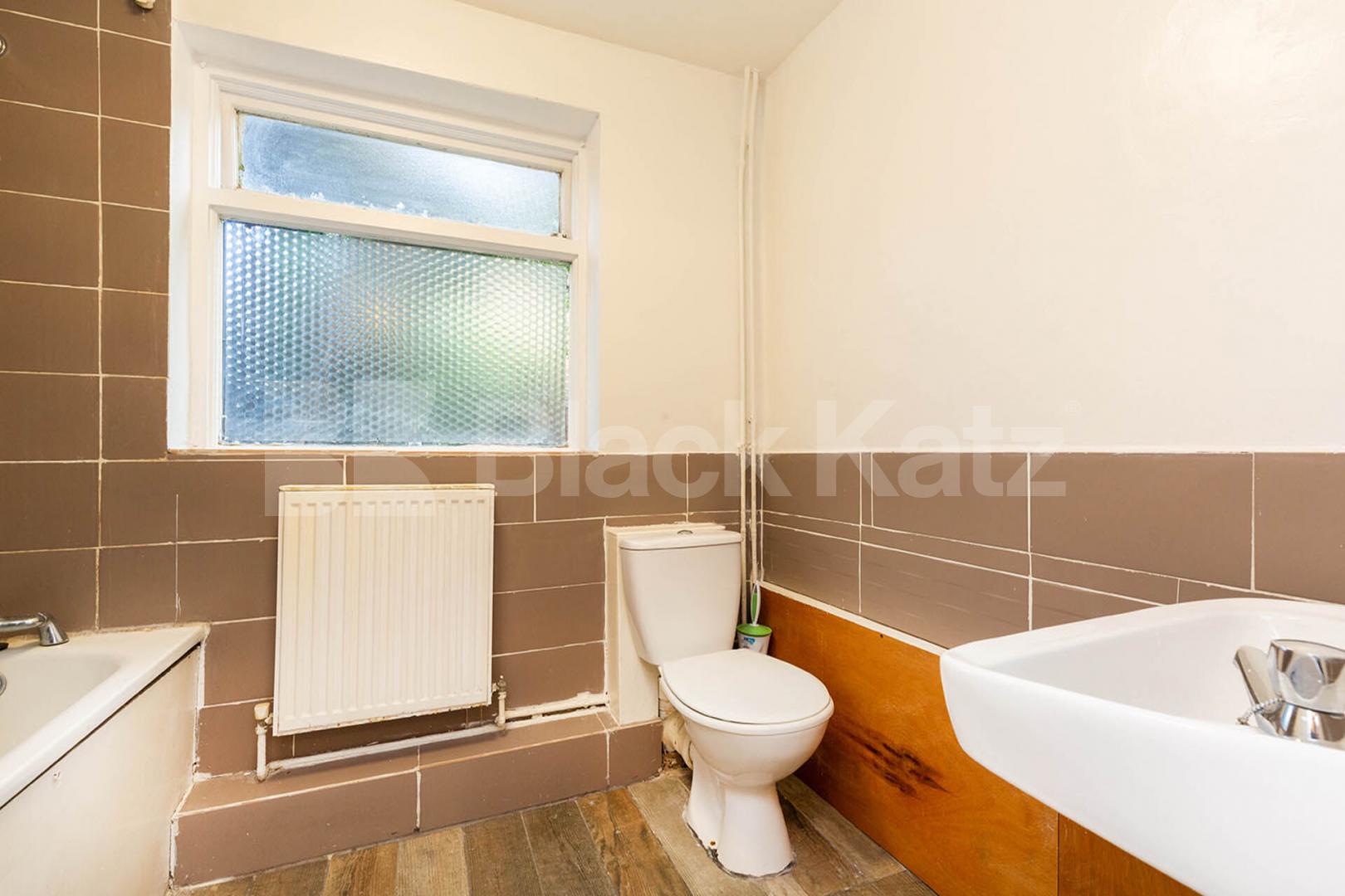 located on a prime road in Dalston within a period conversion  Sandringham Road, Dalston 